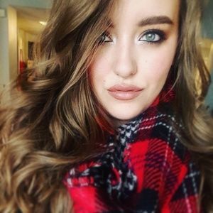 Meet your Posher, Carrolyn